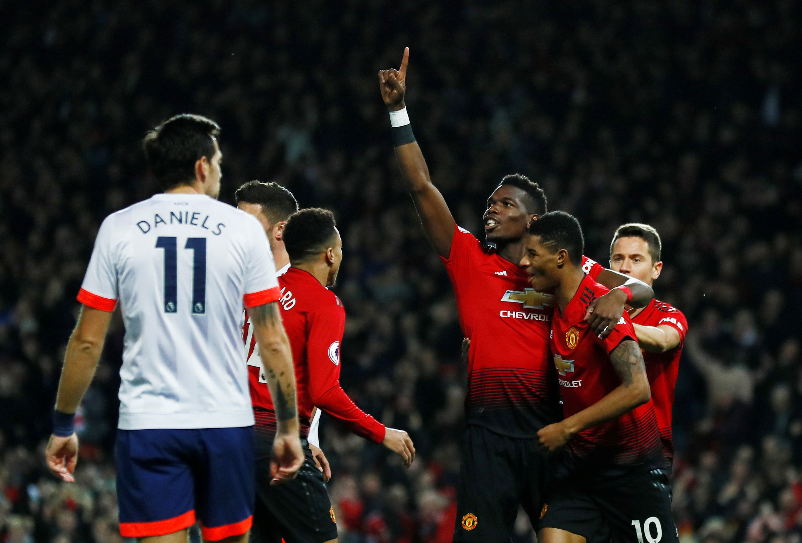 加防守线的 加防守线的